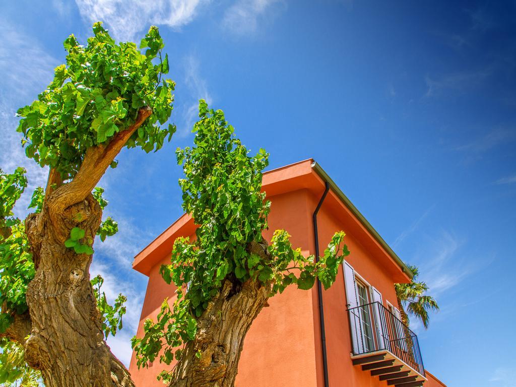 Gelso Bianco Apartments Campofelice Di Roccella Exterior foto